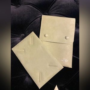Van Cleef travel storage pouch